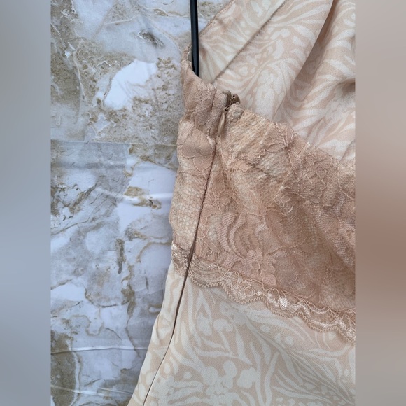CENTRAL PARK WEST BABYDOLL HALTER NUDE LACE DRESS SIZE SMALL - Picture 9 of 12